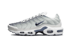 air-max-plus-sail-grey-ddd5b9-3