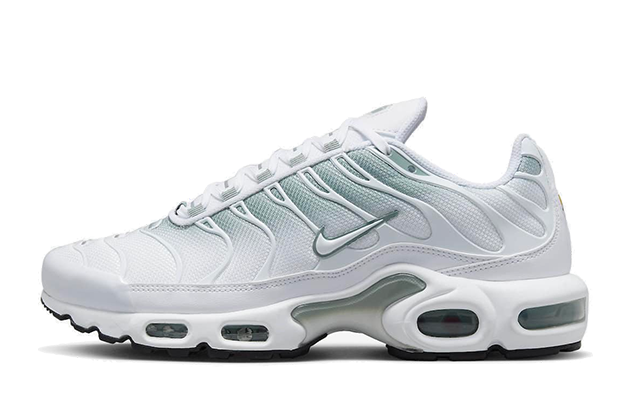 air-max-plus-white-mica-green-ddd5b9-3