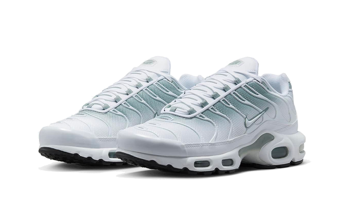 air-max-plus-white-mica-green-ddd5b9-3