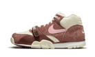 air-trainer-1-valentines-day-ddd5b9-3