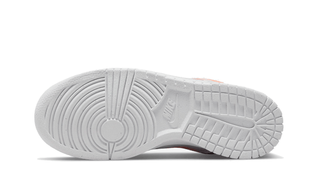 dunk-low-3d-swoosh-white-grey-ddd5b9-3
