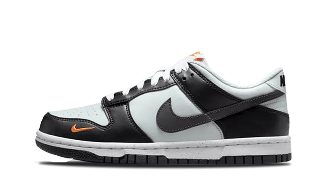 dunk-low-black-grey-orange-ddd5b9-3