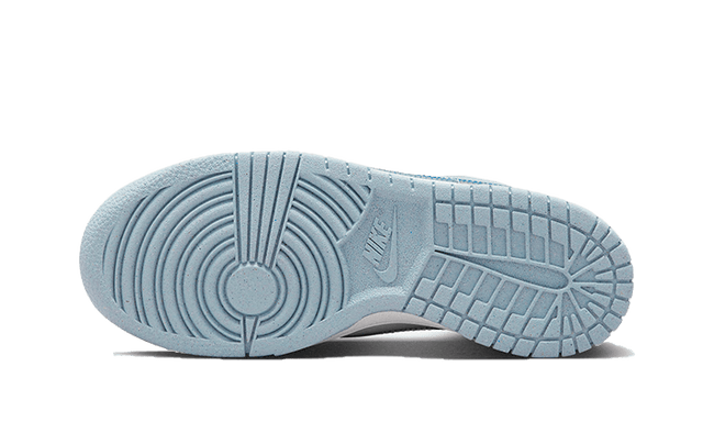 dunk-low-hologram-ddd5b9-3