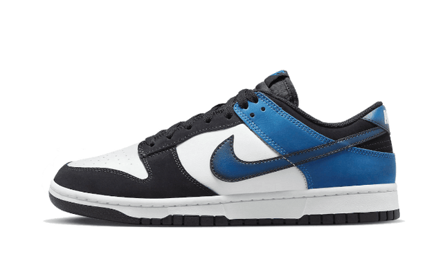 dunk-low-airbrush-industrial-blue-ddd5b9-3