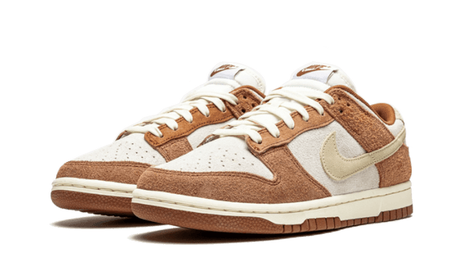 dunk-low-medium-curry-ddd5b9-3