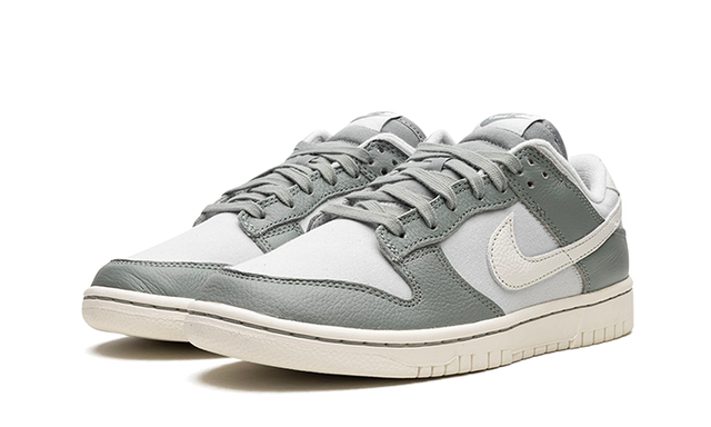 dunk-low-mica-green-ddd5b9-3