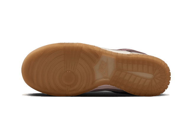 dunk-low-plum-eclipse-ddd5b9-3