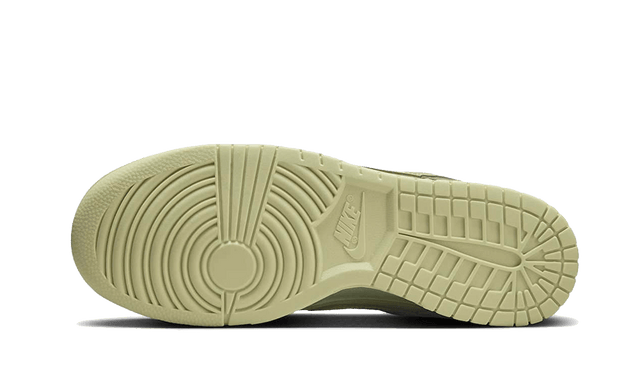 dunk-low-premium-oil-green-ddd5b9-3