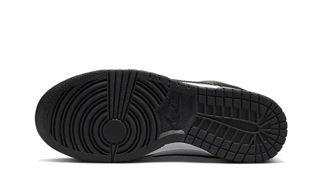 dunk-low-se-just-do-it-black-ddd5b9-3
