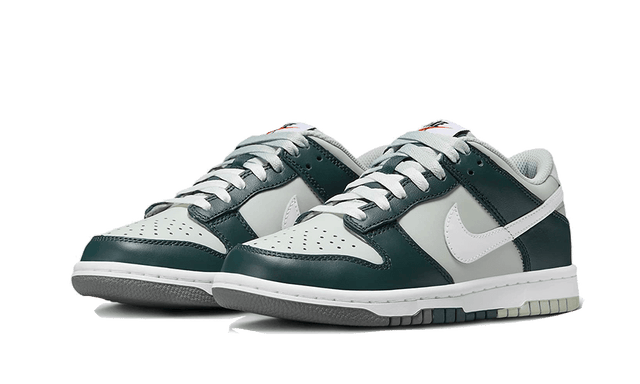 dunk-low-split-deep-jungle-ddd5b9-3
