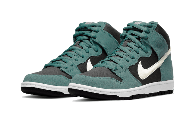 nike-sb-dunk-high-green-suede-ddd5b9-3