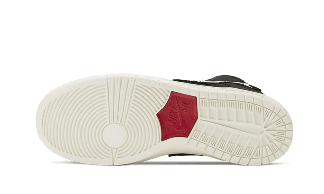 sb-dunk-high-oski-shark-black-ddd5b9-3