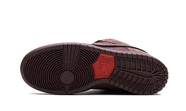 Nike SB Dunk Low City Of Love Burgundy Crush - FN0619-600