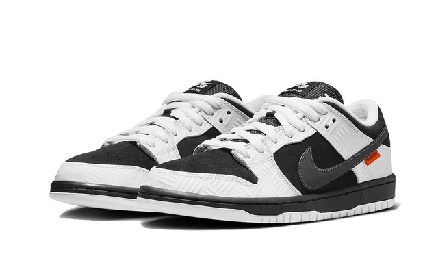 sb-dunk-low-tightbooth-ddd5b9-3