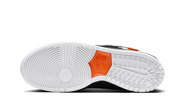 sb-dunk-low-tightbooth-ddd5b9-3