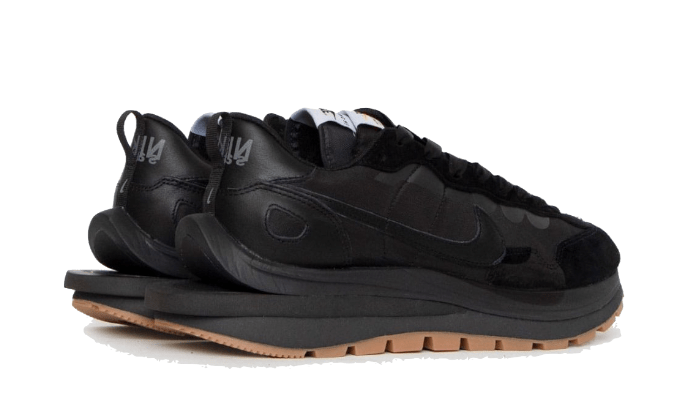 vaporwaffle-sacai-black-gum-ddd5b9-3