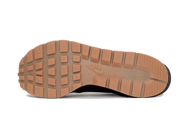 vaporwaffle-sacai-black-gum-ddd5b9-3