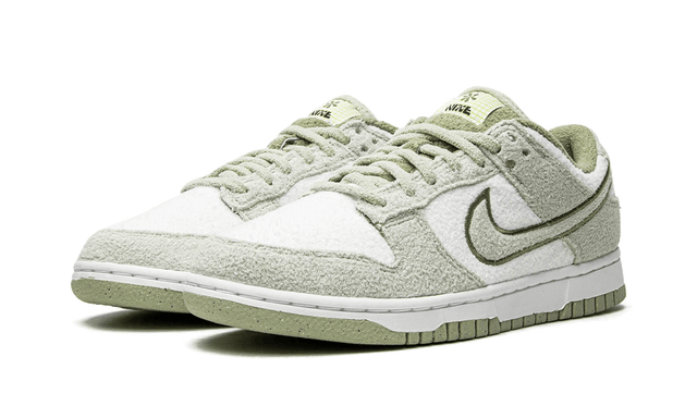 dunk-low-se-fleece-green-ddd5b9-3
