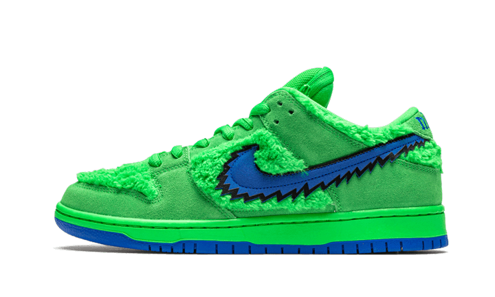 sb-dunk-low-grateful-dead-bears-green-ddd5b9-3