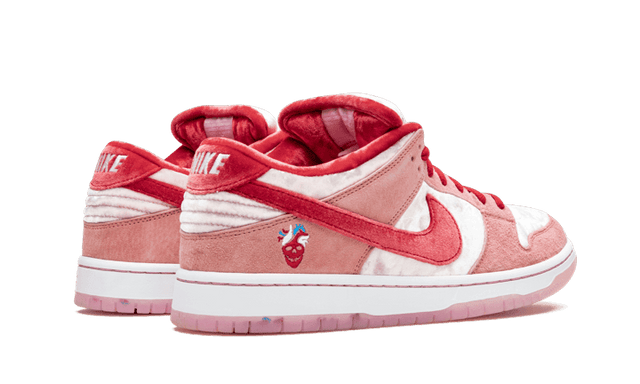 sb-dunk-low-strangelove-ddd5b9-3