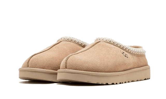 tasman-slipper-mustard-seed-ddd5b9-3