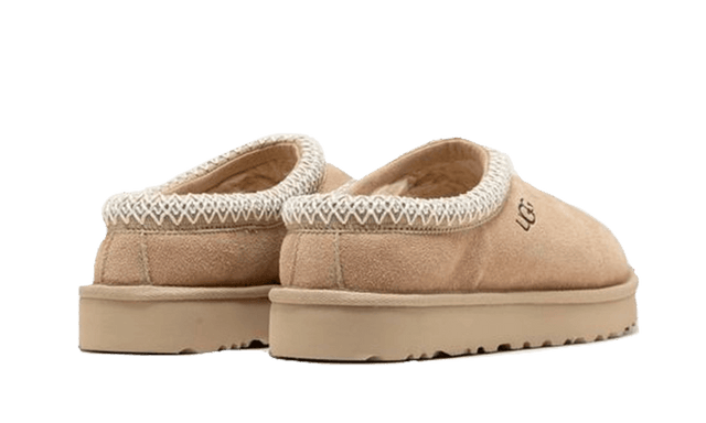 tasman-slipper-mustard-seed-ddd5b9-3