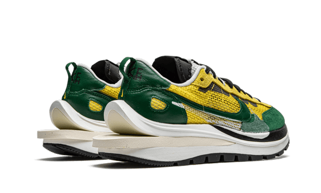 vaporwaffle-sacai-tour-yellow-stadium-green-ddd5b9-3