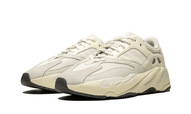 yeezy-700-analog-ddd5b9-3