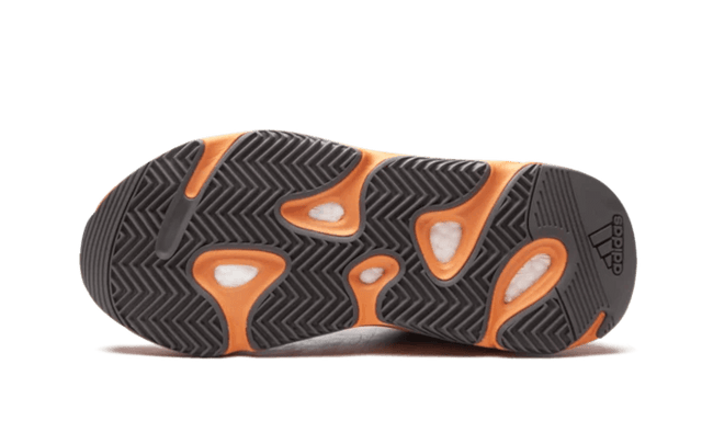 yeezy-700-enflame-amber-ddd5b9-3