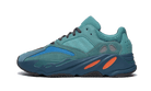 yeezy-700-faded-azure-ddd5b9-3