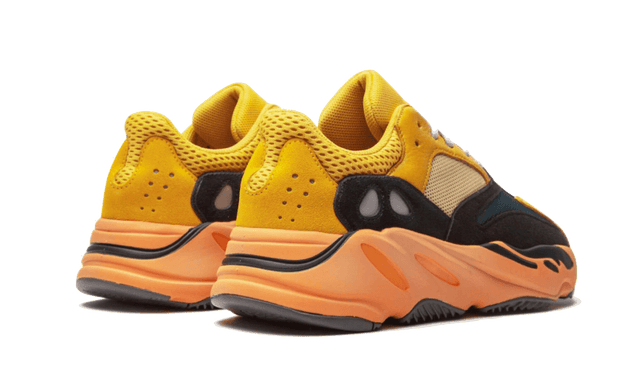 yeezy-700-sun-ddd5b9-3