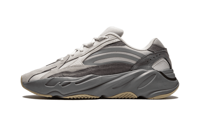 yeezy-700-v2-tephra-ddd5b9-3