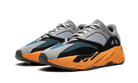 yeezy-700-wash-orange-ddd5b9-3