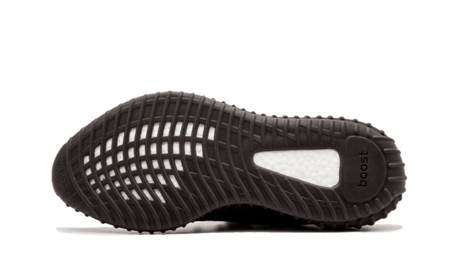 yeezy-boost-350-v2-black-red-ddd5b9-3