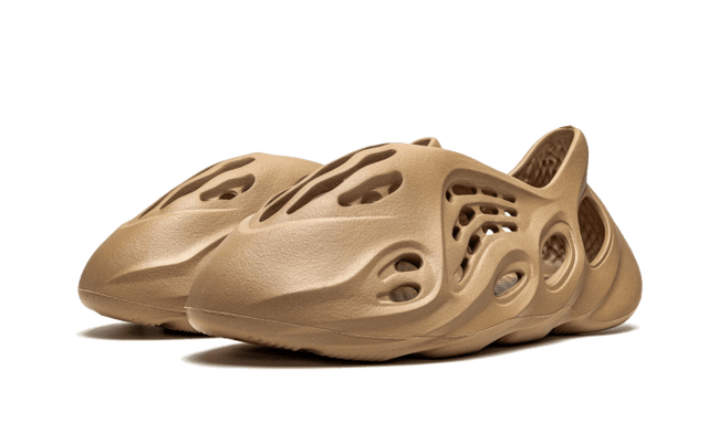 yeezy-foam-rnnr-ochre-ddd5b9-3