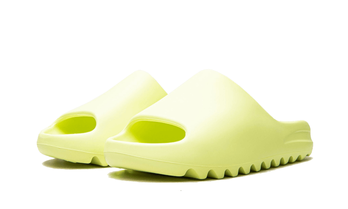 yeezy-slide-glow-green-ddd5b9-3