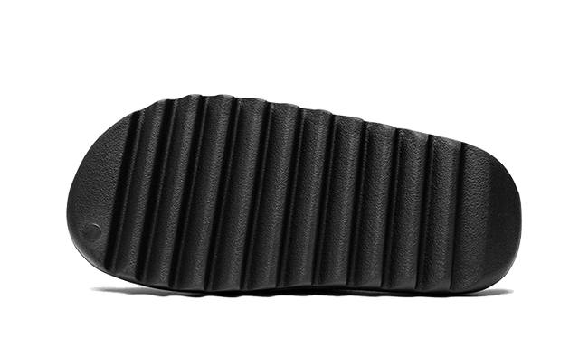 yeezy-slide-onyx-ddd5b9-3