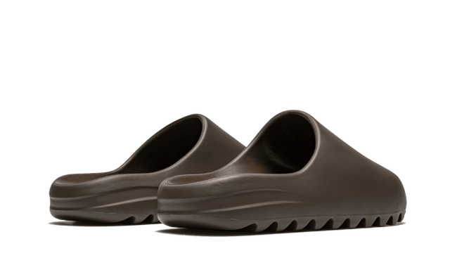 yeezy-slide-soot-ddd5b9-3