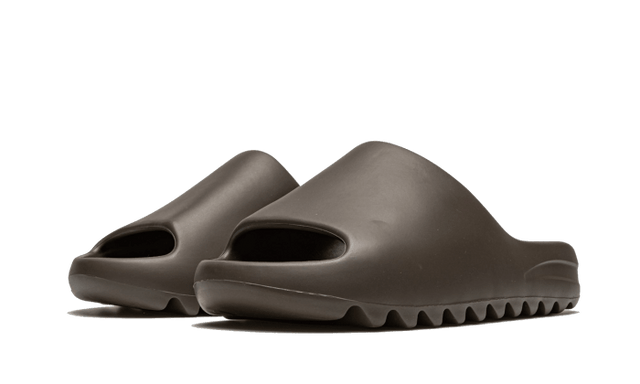 yeezy-slide-soot-ddd5b9-3