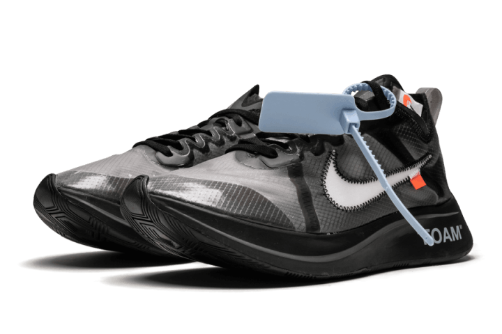 zoom-fly-off-white-black-silver-ddd5b9-3