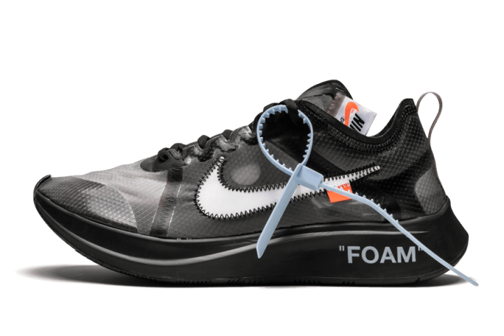 zoom-fly-off-white-black-silver-ddd5b9-3