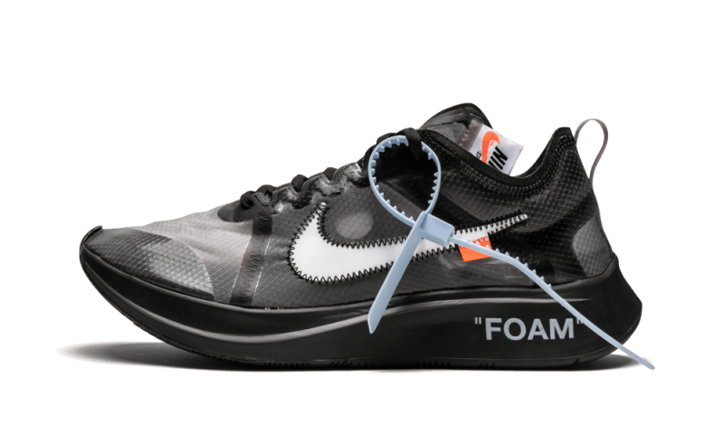 zoom-fly-off-white-black-silver-ddd5b9-3